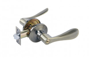 Ручка дверная BUSSARE 37-01 нажимная, ключ