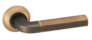 Ручка дверная PAREJO A193