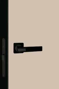 ТЕХНО БЛЭК (алюм. кромка + замок)